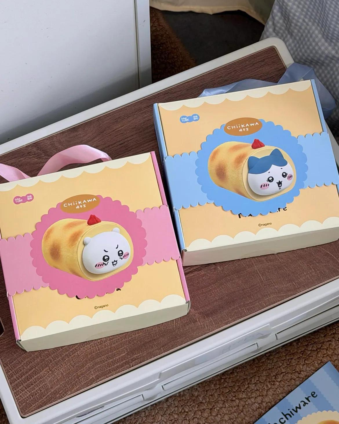 ***1125✨✨MarTUBE x Chiikawa 蛋糕卷造型暖手寶