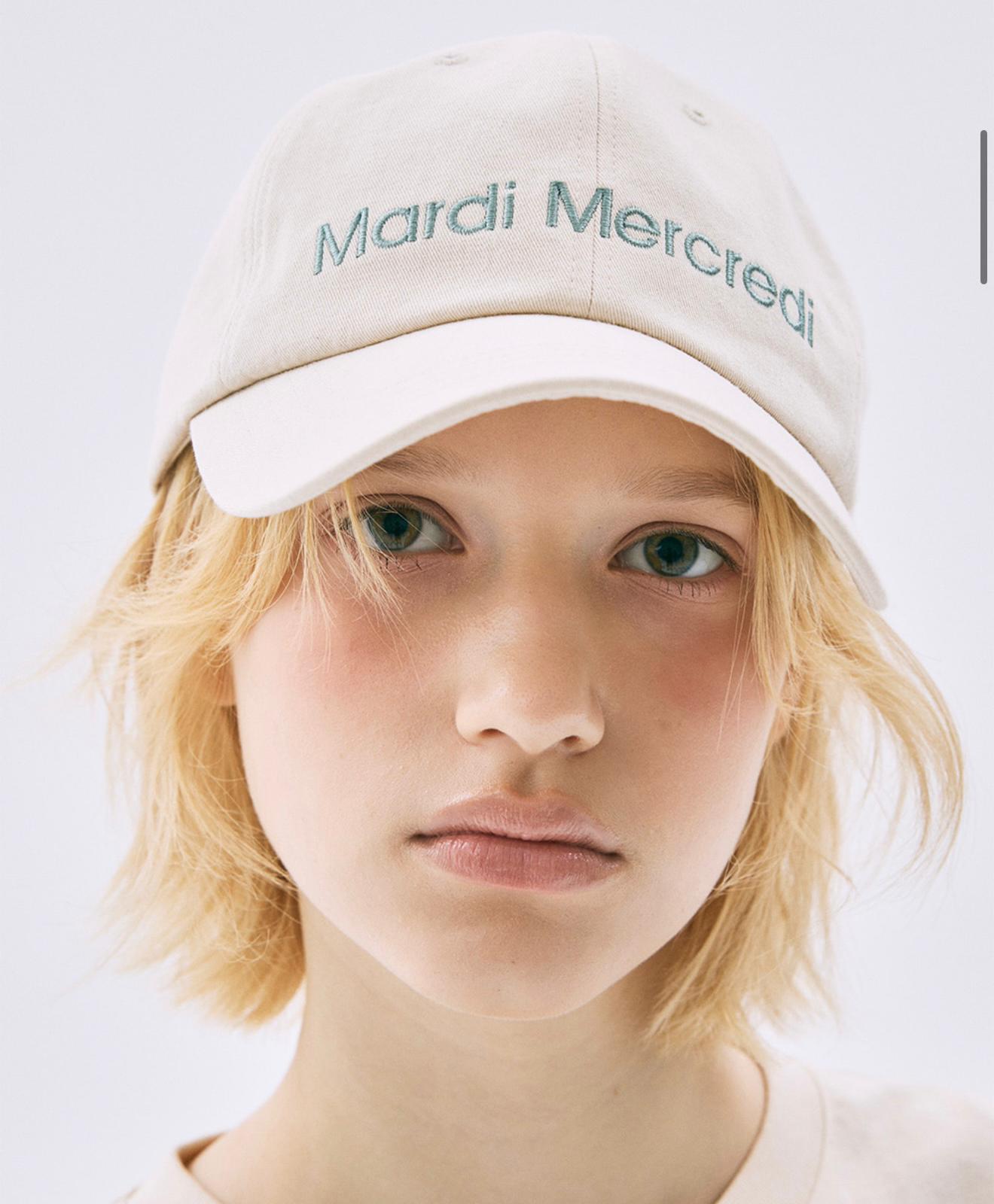 ***1005🧢🧢Mardi Mercredi CAP MARDI MERCREDI LOGO