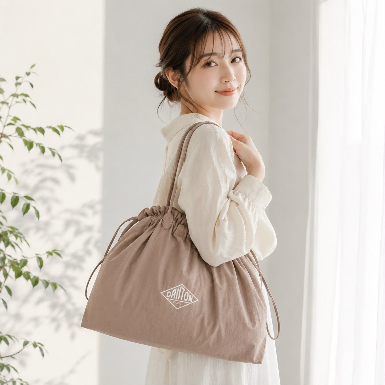 0626👜👜✨Danton 抽繩百搭通勤單肩包