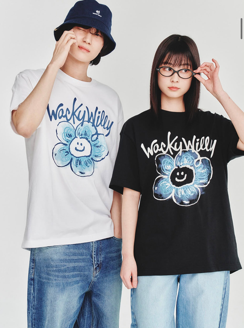 0703👕👕🇰🇷爆紅品牌 Wacky Willy 小火人 Lily Artwork Points Short-sleeve T-shirt&nbsp;