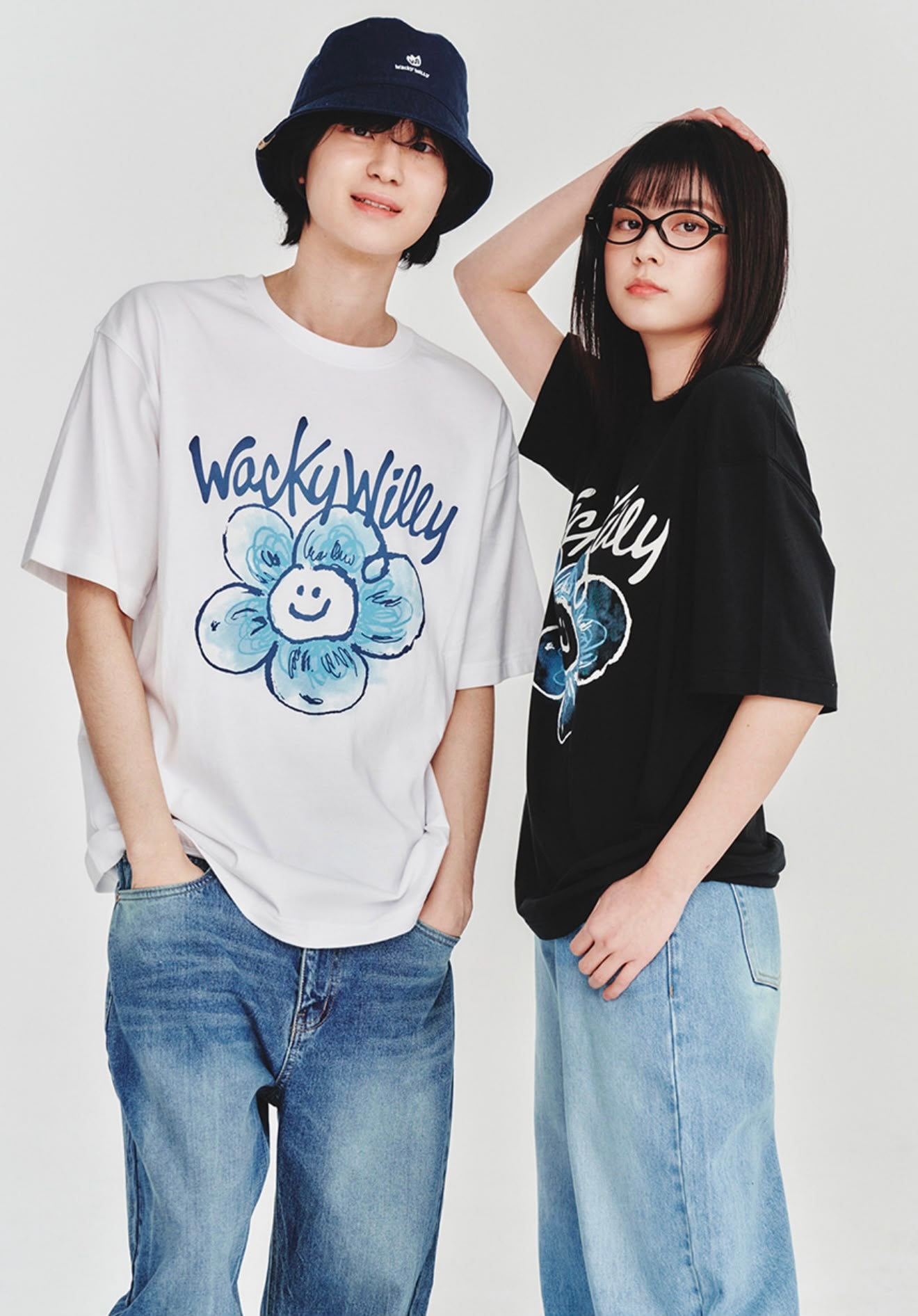 0703👕👕🇰🇷爆紅品牌 Wacky Willy 小火人 Lily Artwork Points Short-sleeve T-shirt&nbsp;