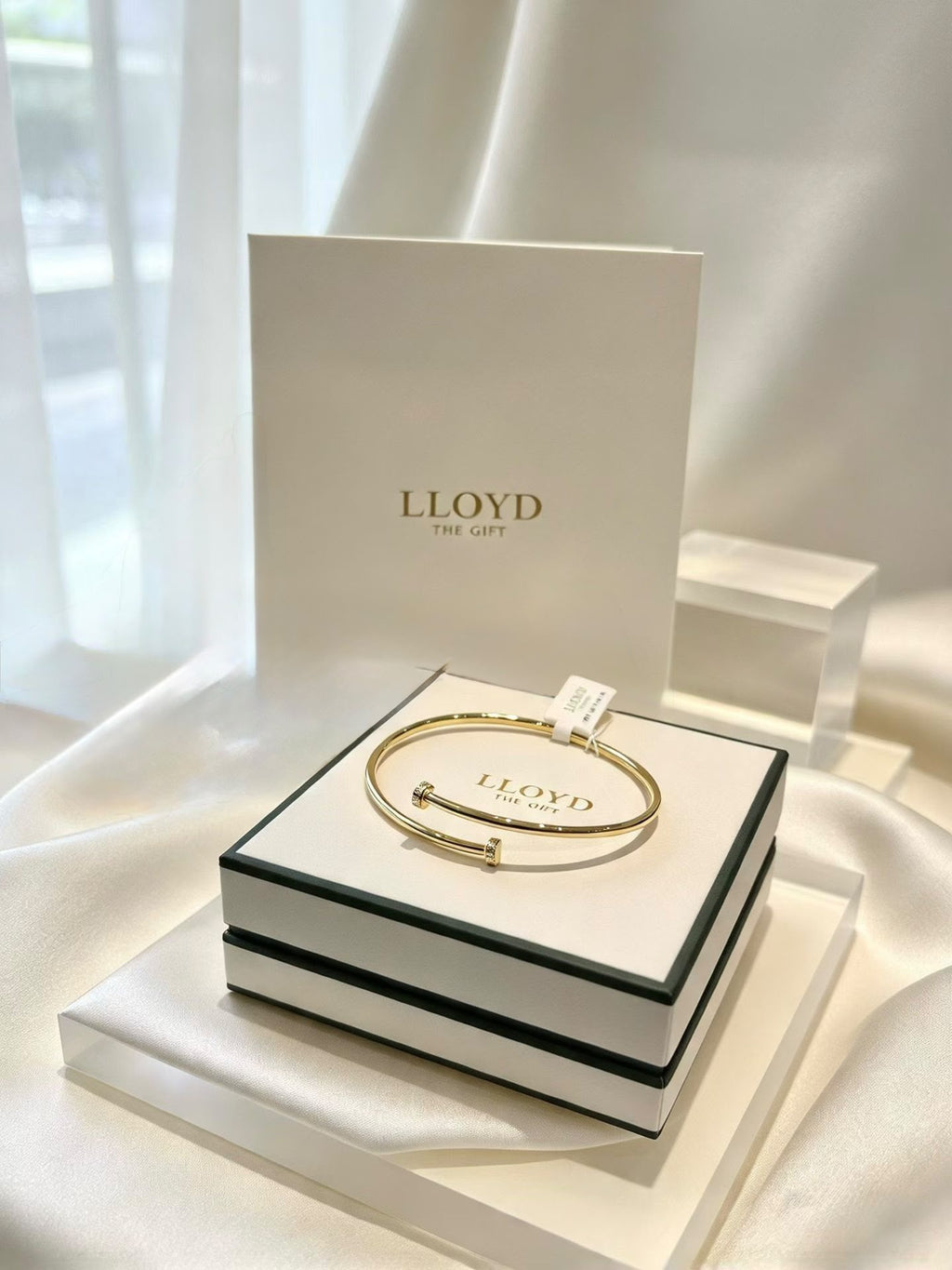 1008💖💖韓國爆紅輕奢品牌🇰🇷LLOYD 💍爆款 🆕 LLOYD 925純銀鍍金色交叉手鐲 ✨