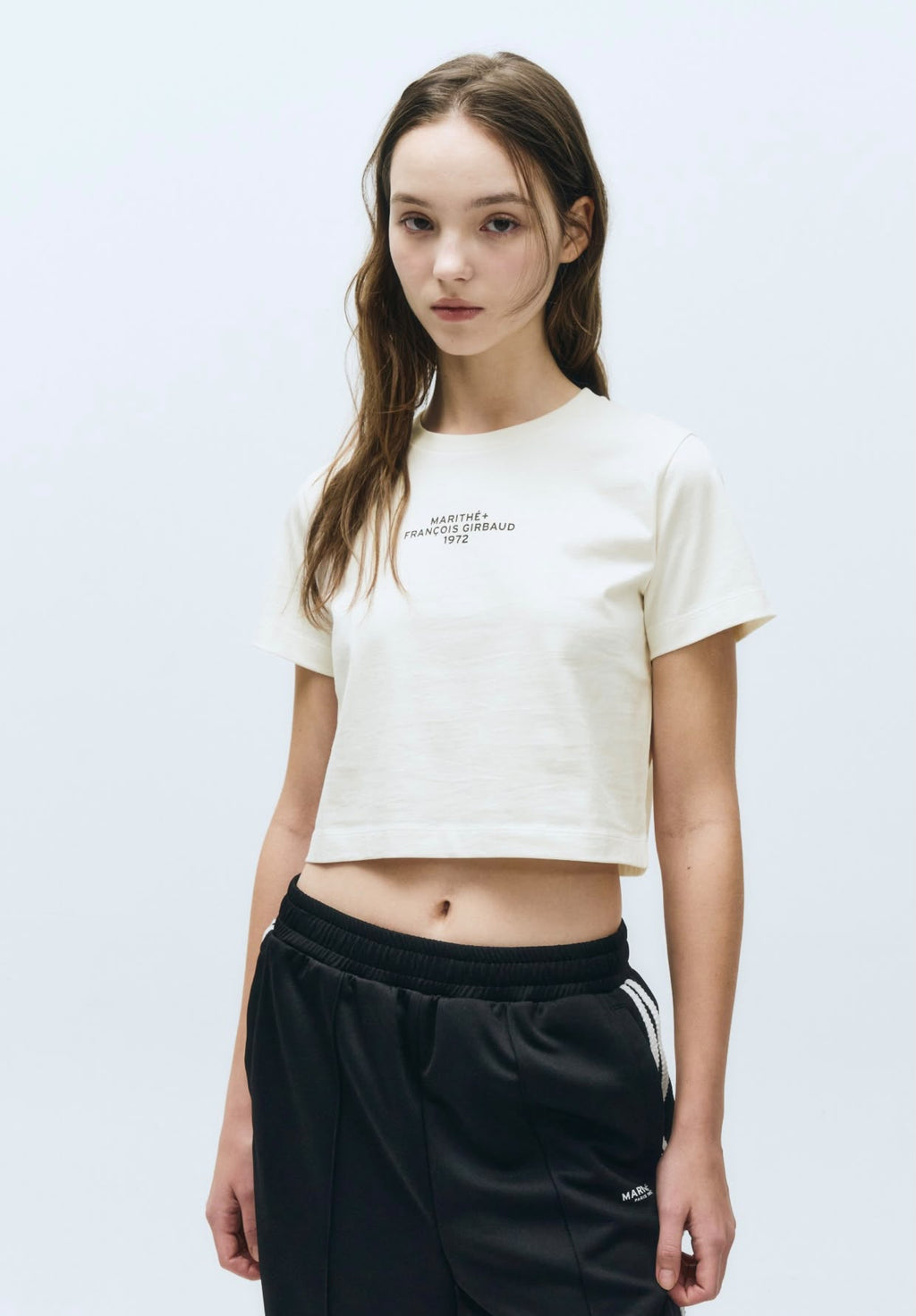 1016👕👕MARITHE FRANCOIS GIRBAUD W LETTERING CROP TEE