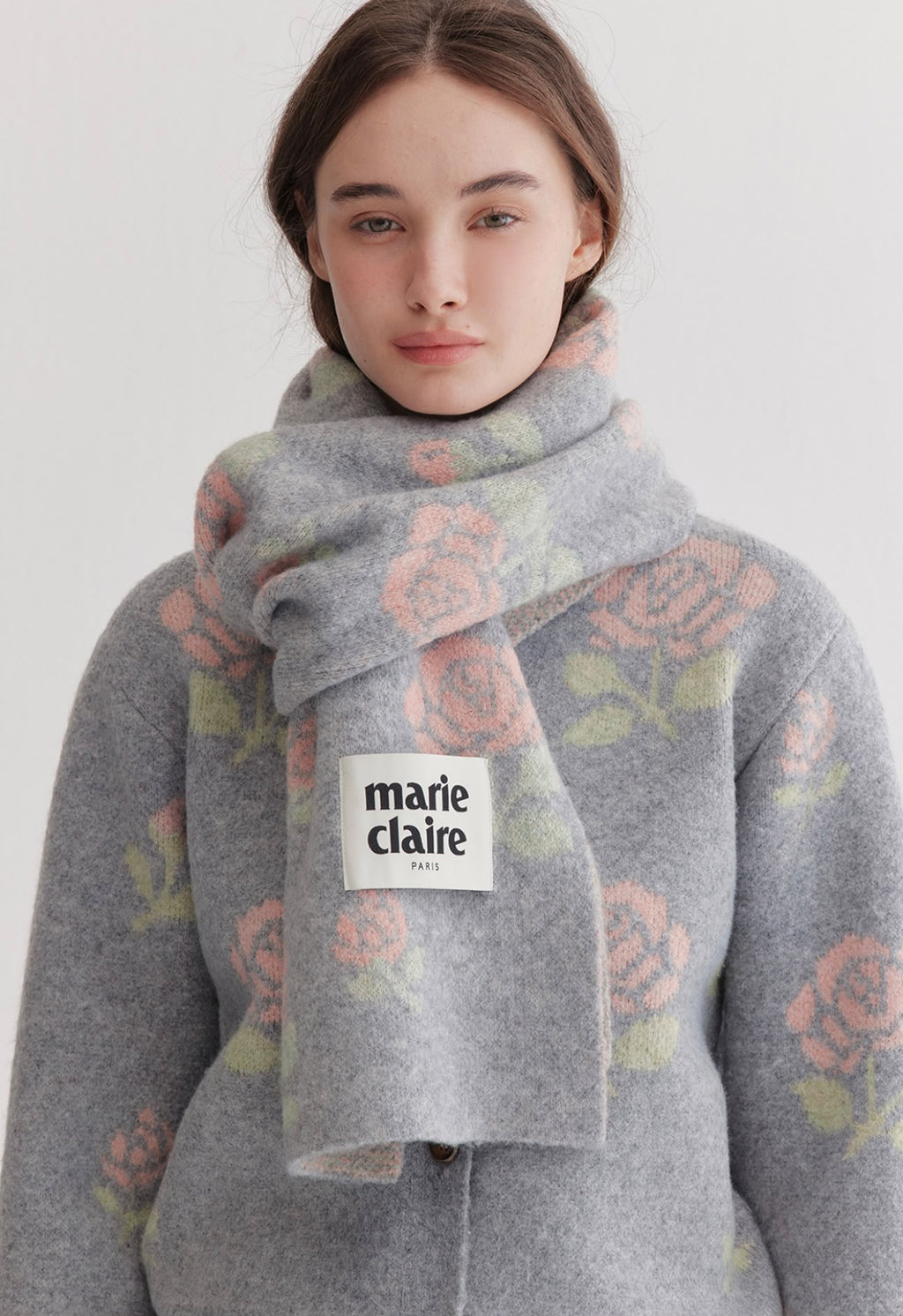 *1028‼️快閃🇰🇷半價‼️ 🇰🇷韓國高級女裝品牌 Marie Claire 羊毛混紡花卉圖案圍巾🤩