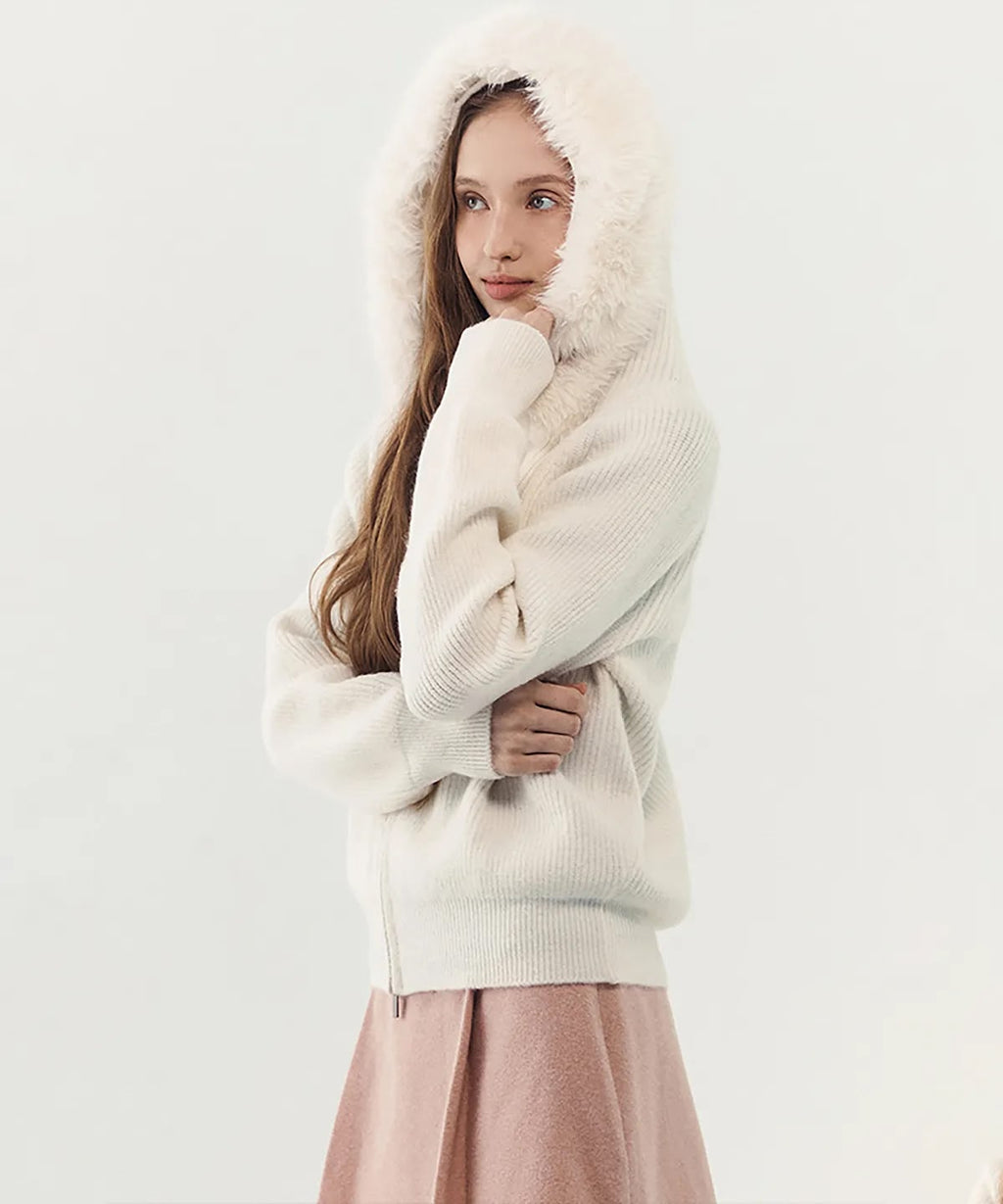 *1103‼️快閃🇰🇷半價‼️ 韓國高級女裝品牌 Marie Claire 人造毛皮連帽針織外套🤩