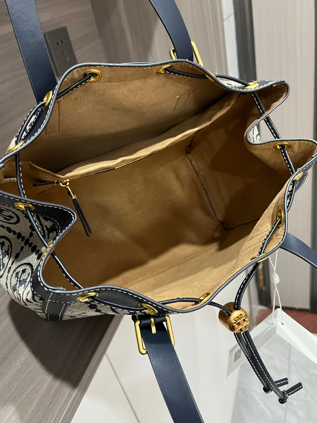 #1210👜👜Tory Burch Monogram Totebag