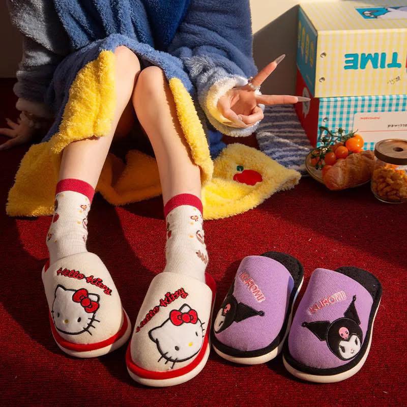***1128✨✨Sanrio 秋冬毛毛拖鞋