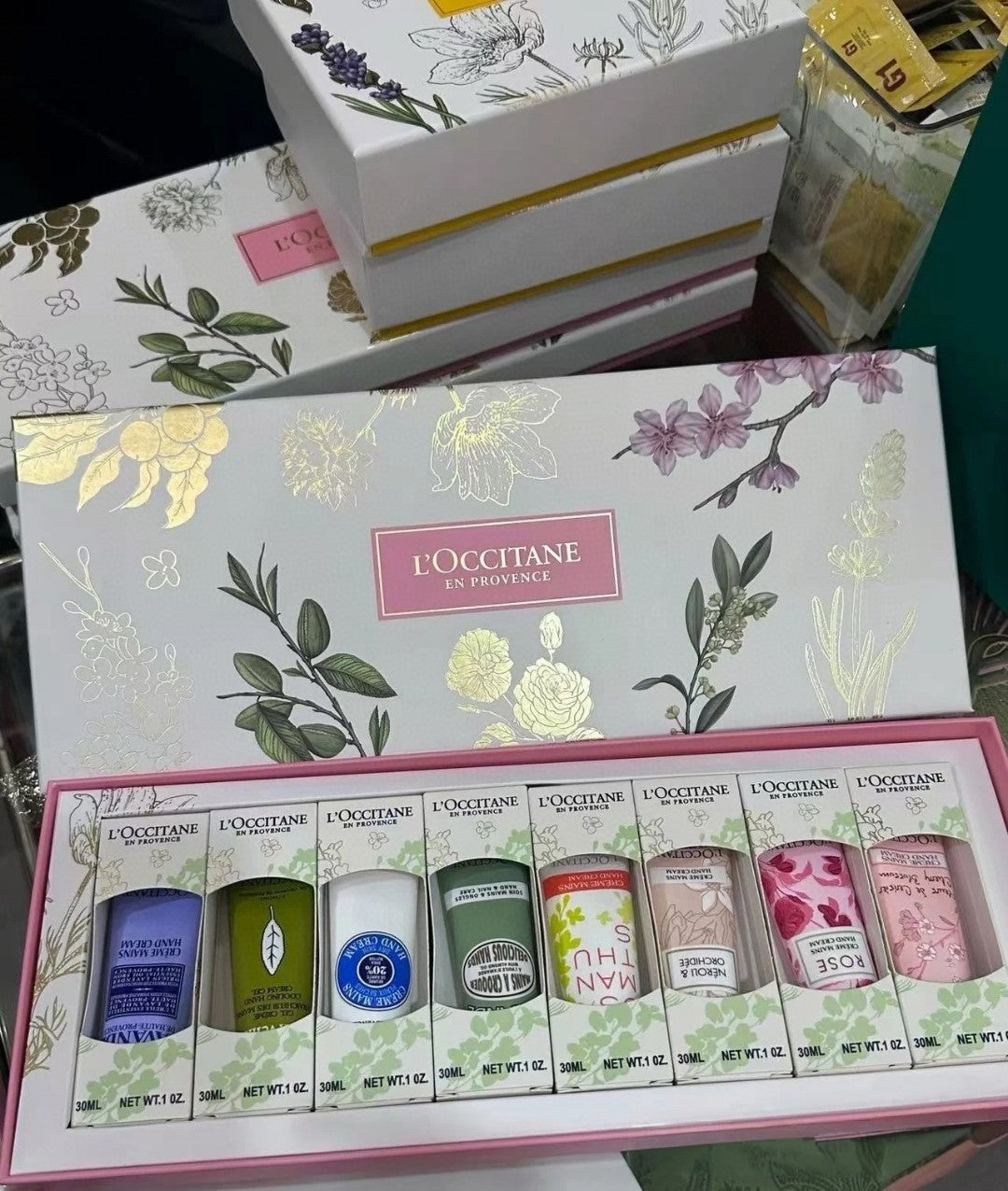 ***1100✨供應商快閃清貨✨ L'OCCITANE Lucky 8 Hand Cream Collection 護手霜禮盒